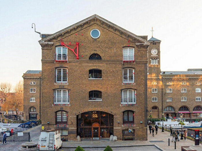 4 Bedroom Flat For Sale In Ivory House, St Katharine Dock, London, E1W