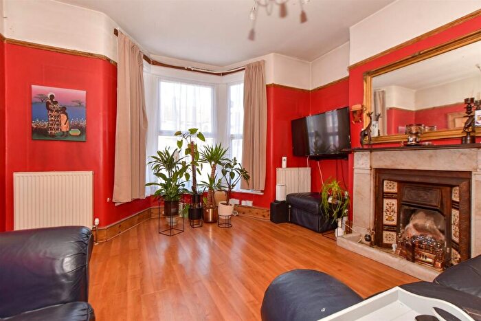 4 Bedroom Terraced House For Sale In Hazeldene Road, Ilford, Essex, IG3