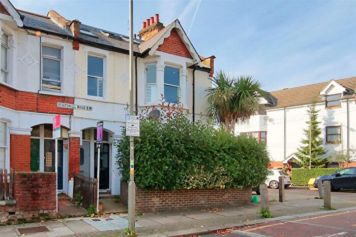 2 Bedroom Maisonette To Rent In Duntshill Road, London, SW18