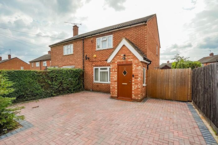 2 Bedroom Semi-Detached House To Rent In Kiln Avenue, Amersham, HP6