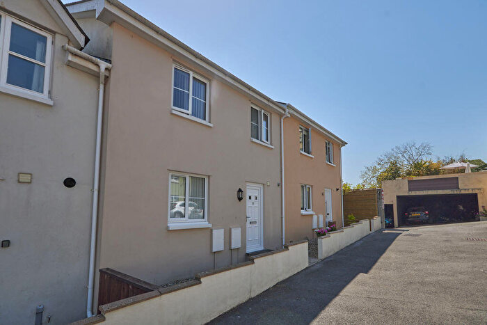 2 Bedroom Terraced House For Sale In School Hill, Dawlish, EX7
