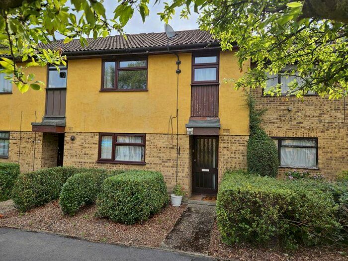 1 Bedroom Terraced House To Rent In Northcote Road, Ash Vale, GU12