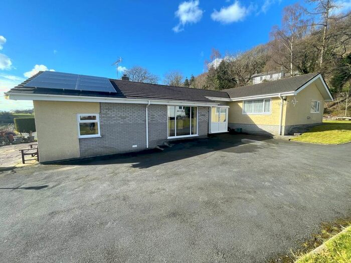 4 Bedroom Bungalow For Sale In Bryn Pica, Old Goginan, Goginan, SY23