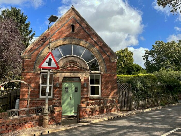2 Bedroom Detached House To Rent In The Old Chapel, Main Street, Bleasby, NG14