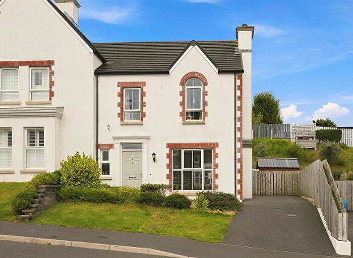 3 Bedroom Semi-Detached House For Sale In Sloanehill, Killyleagh, BT30