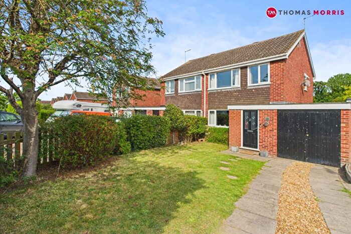 3 Bedroom Semi-Detached House For Sale In The Trundle, Somersham, Huntingdon, Cambridgeshire, PE28