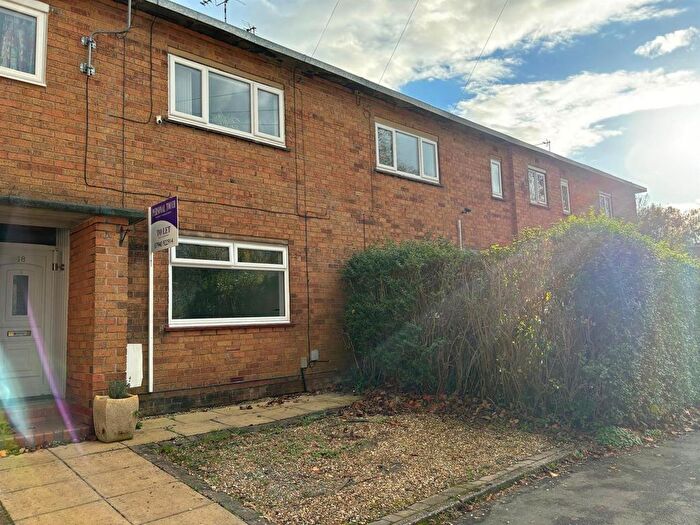1 Bedroom Flat To Rent In East Close, Stone, ST15