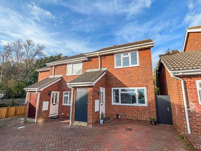2 Bedroom Semi Detached House For Sale In Sunningdale Close, Bexhill-On-Sea, TN40