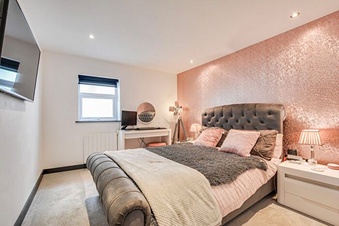 2 Bedroom Flat For Sale In New South Promenade, Blackpool, FY4