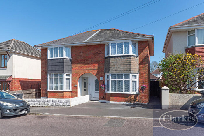 3 Bedroom House For Sale In Saxonhurst Road, Bournemouth, Dorset, BH10