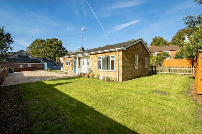 3 Bedroom Bungalow To Rent In Lower Bungalows, Middle Springs, Goring, Oxfordshire, RG8