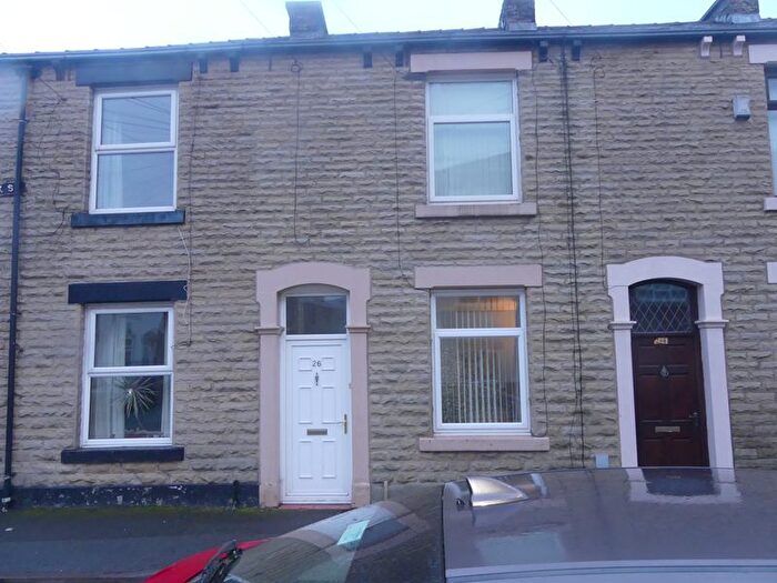 2 Bedroom Property To Rent In Park Street, Oldham, OL2