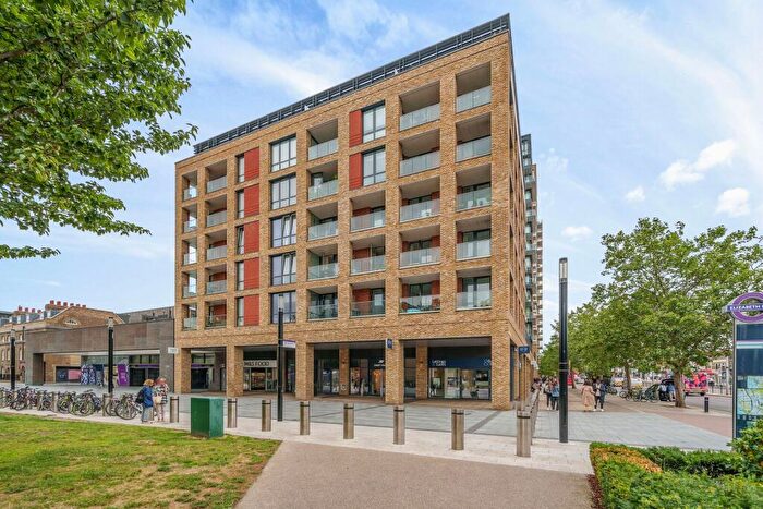 Studio To Rent In Victory Parade, Woolwich, London, SE18