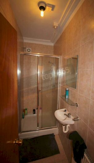 6 Bedroom End Of Terrace House To Rent In *£pppw Exc Bills* Bed On Willoughby Avenue, NG7