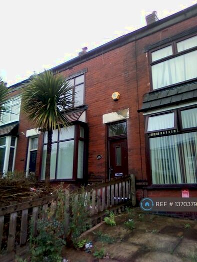 3 Bedroom Terraced House To Rent In Bury Road, Bolton, BL2