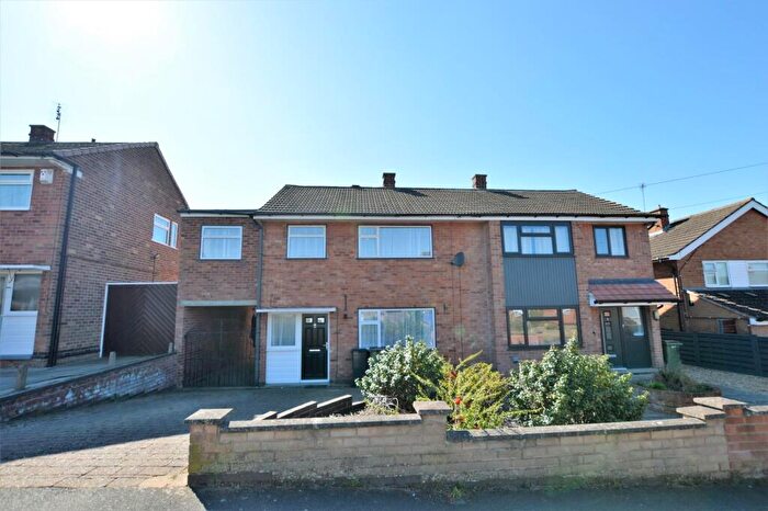 3 Bedroom Semi-Detached House For Sale In Halcroft Rise, Wigston, LE18