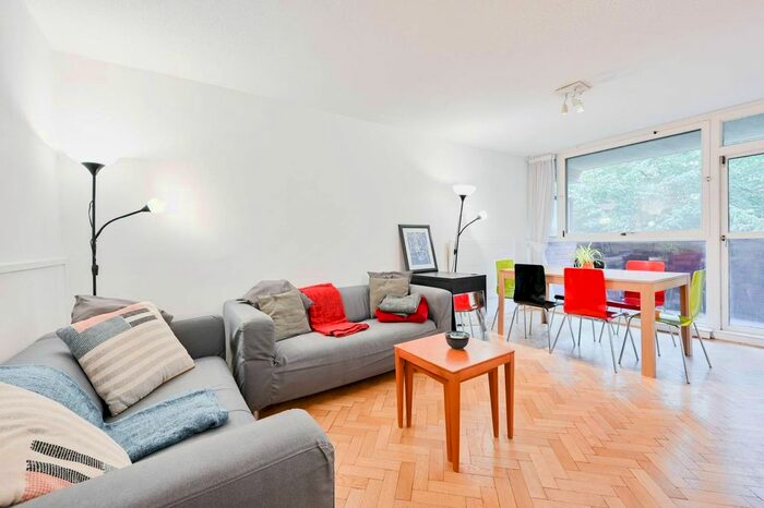 3 Bedroom Maisonette To Rent In Charlwood Street, Pimlico, London, SW1V