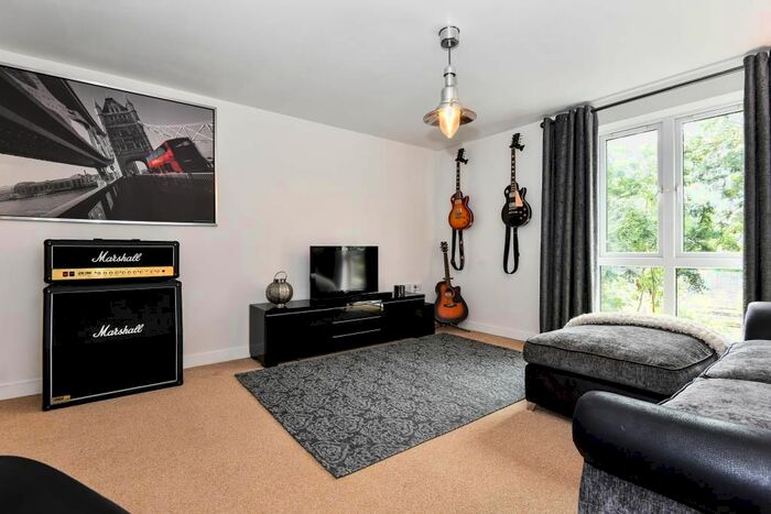 1 Bedroom Flat To Rent In Maidenhead, Berkshire, SL6