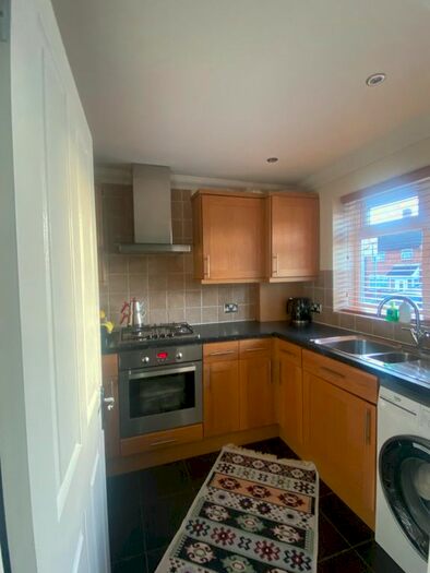 2 Bedroom Terraced House To Rent In Huntsman Road, Ilford, IG6