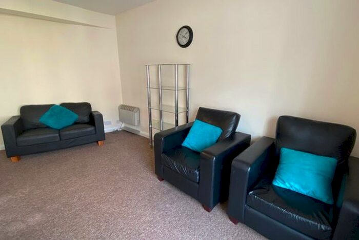 2 Bedroom Flat To Rent In Oaten Hill, Canterbury CT1