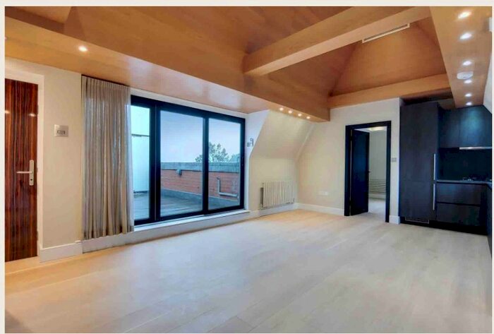 2 Bedroom Apartment To Rent In Fitzjohns Avenue, Belsize Park, London, NW3