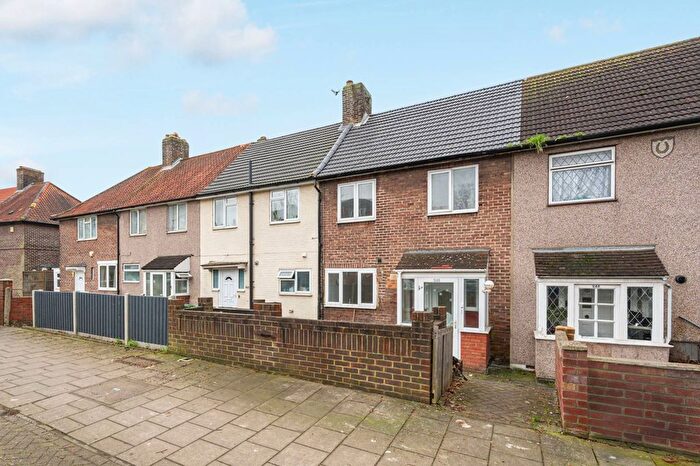 3 Bedroom Terraced House To Rent In Downham Way, Bromley, BR1
