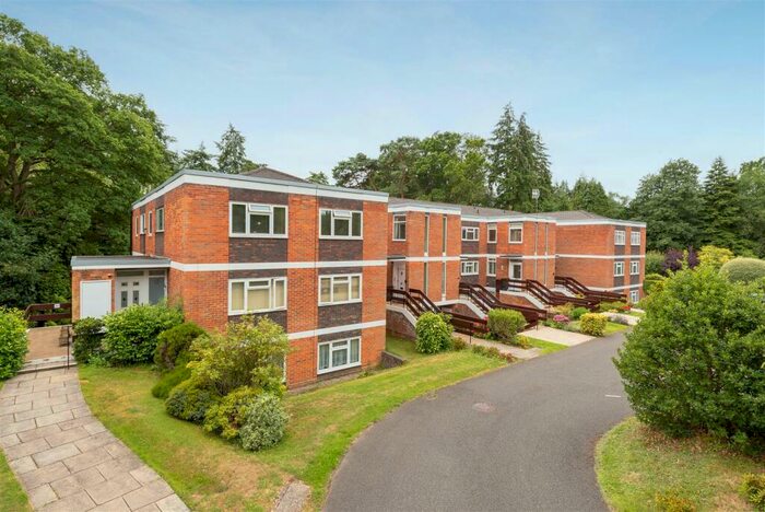 2 Bedroom Maisonette To Rent In Knole Wood, Sunningdale, SL5
