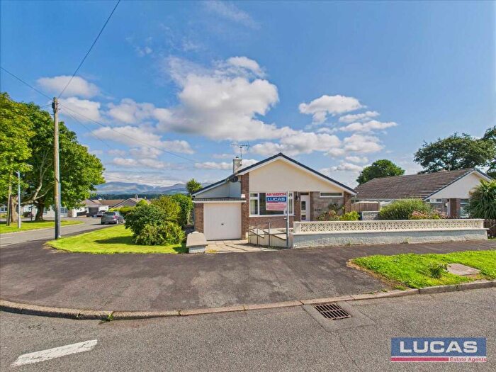 3 Bedroom Detached Bungalow For Sale In Maes Yr Hafod, Menai Bridge, LL59
