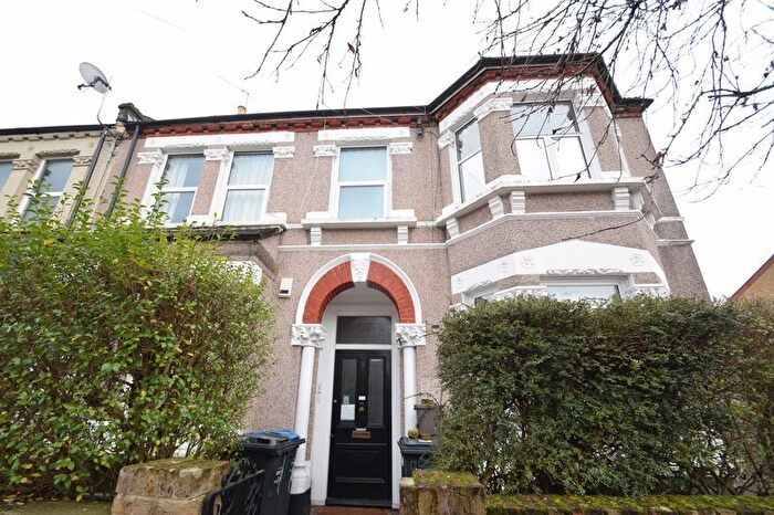 1 Bedroom Flat To Rent In Wilton Road, London, SW19