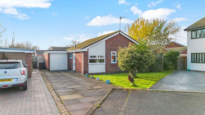 3 Bedroom Detached Bungalow For Sale In Sage Close, Padgate, WA2