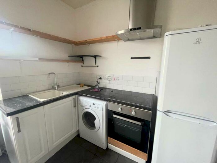 2 Bedroom Flat To Rent In Bath Buildings, Montpelier, Bristol, BS6