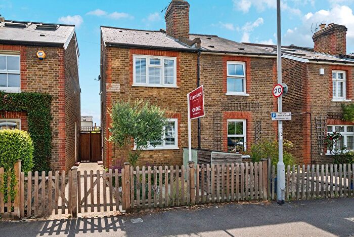 3 Bedroom Semi-Detached House For Sale In Arthur Road, Kingston Upon Thames, KT2