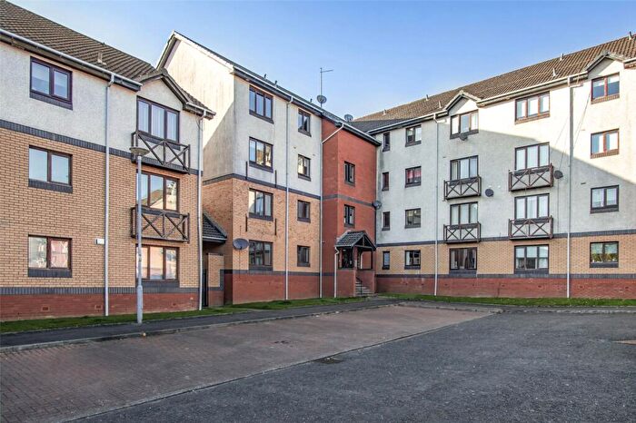 2 Bedroom Apartment For Sale In Spoolers Road, Paisley, PA1