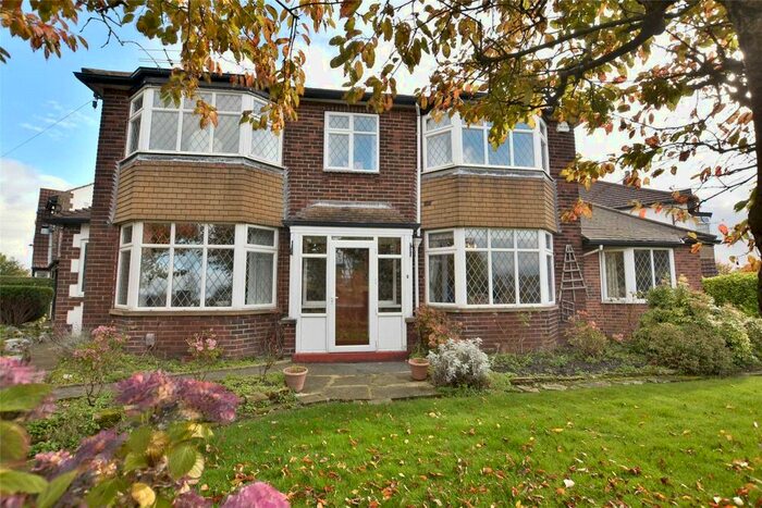 4 Bedroom Detached House To Rent In Alwoodley Lane, Alwoodley, Leeds, LS17