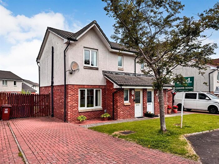 3 Bedroom Semi-Detached House For Sale In Bluebell Wynd, Wishaw, ML2