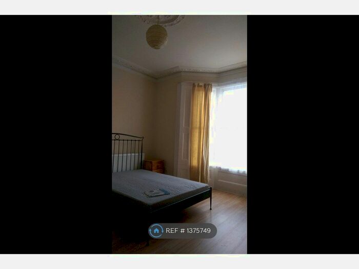 2 Bedroom Flat To Rent In Alexandra Road, London, N8