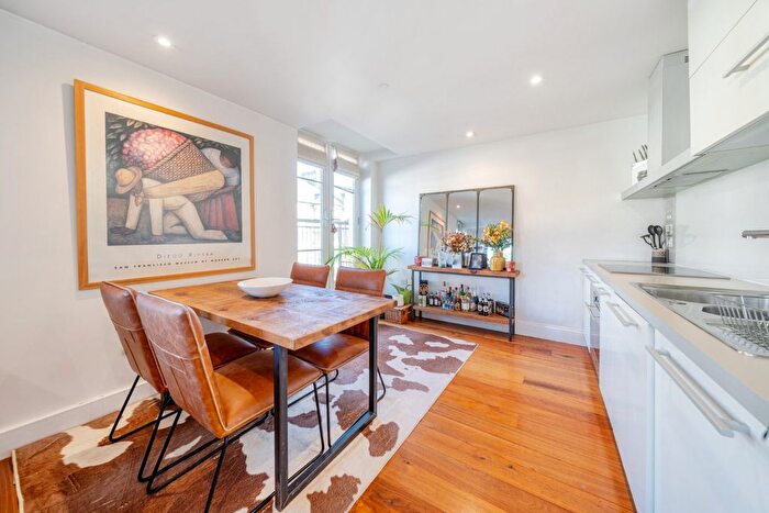 2 Bedroom Flat For Sale In Bromells Road, London, SW4