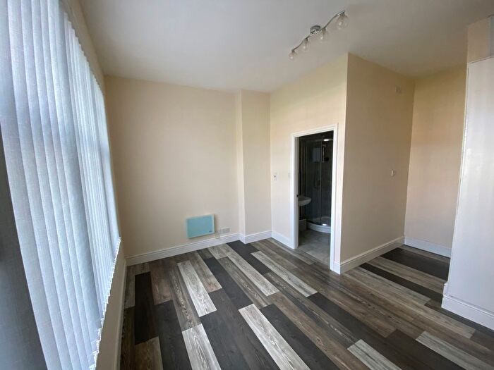 1 Bedroom Flat To Rent In Handsworth Wood Road, Birmingham, West Midlands, B20
