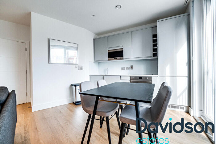2 Bedroom Apartment To Rent In West Timber Yard, Hurst Street, B5
