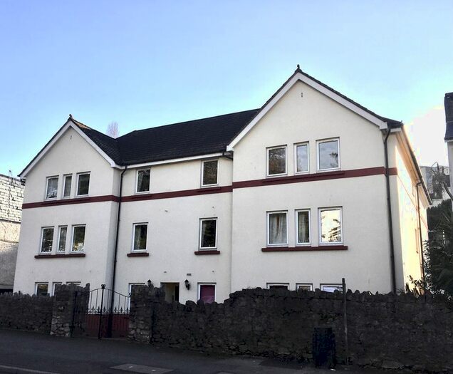 2 Bedroom Flat To Rent In Babbacombe Road, Torquay, TQ1