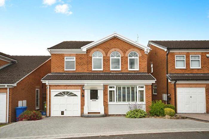 4 Bedroom Detached House For Sale In Holme Park Avenue, Upper Newbold, Chesterfield, S41