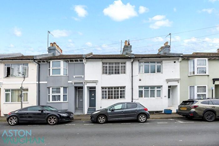 5 Bedroom Terraced House To Rent In Park Crescent Road, Brighton, BN2