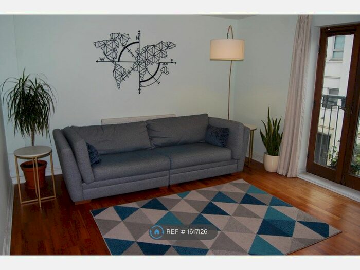 2 Bedroom Flat To Rent In Sunlight Square, London, E2