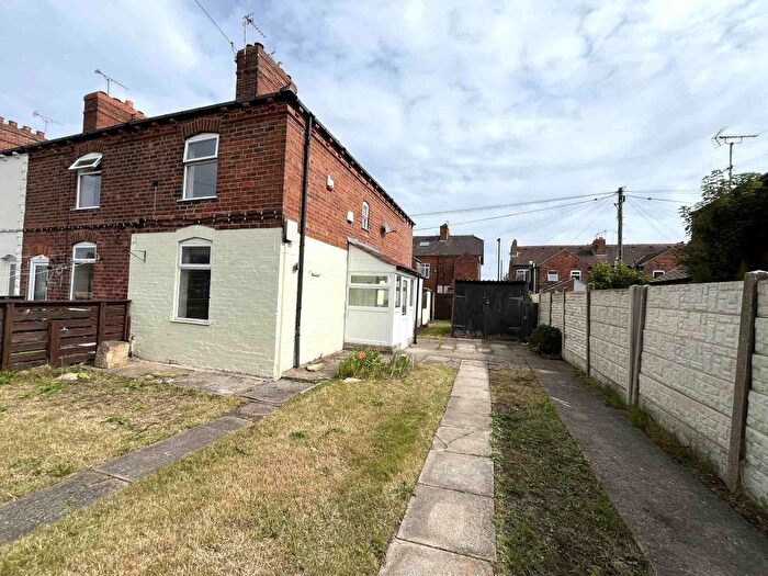 2 Bedroom Terraced House To Rent In Recreation Drive, Shirebrook, Mansfield, NG20