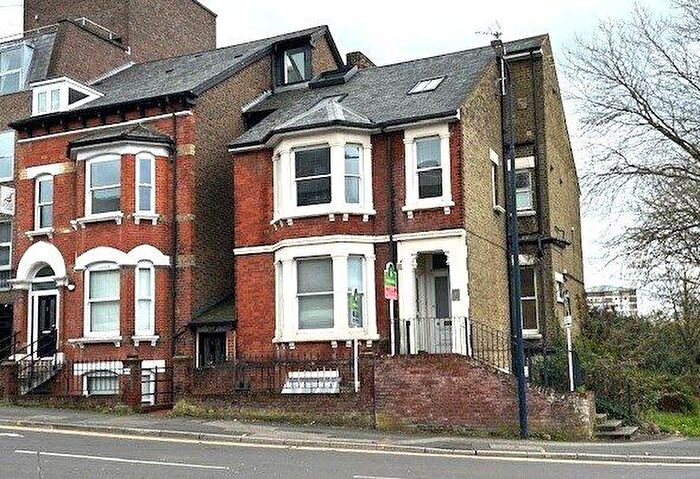 1 Bedroom Property To Rent In Albion Place, Maidstone, ME14