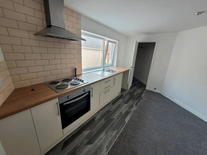 Studio To Rent In Sway Road, Morriston, SA6