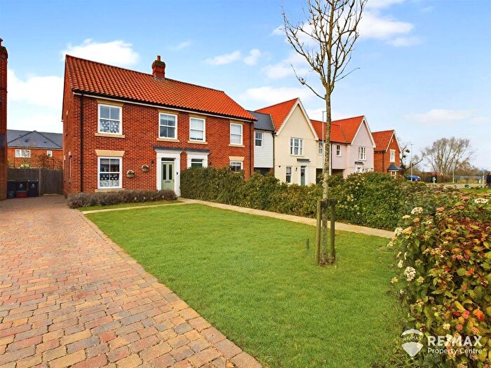 3 Bedroom Semi-Detached House For Sale In Strawberry Avenue, Lawford, Manningtree, CO11