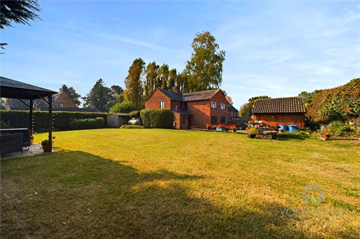 4 Bedroom Detached House For Sale In Church Street, Rothersthorpe, Northamptonshire, NN7