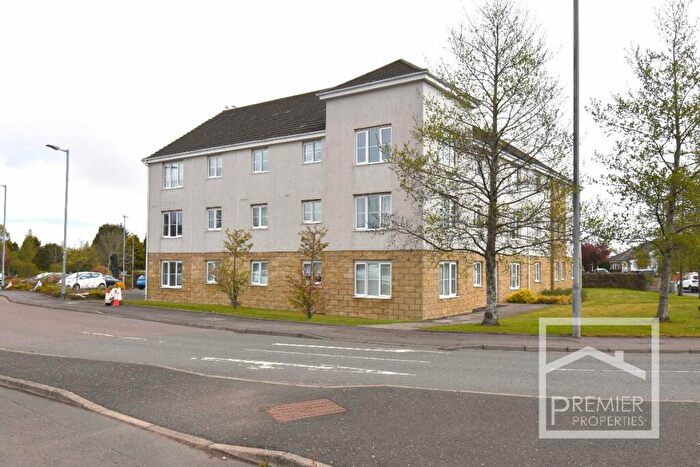 2 Bedroom Flat To Rent In West Wellhall Wynd, Hamilton, ML3