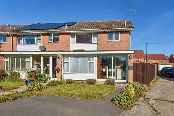 3 Bedroom End Of Terrace House To Rent In Fordwater Gardens, Yapton, BN18